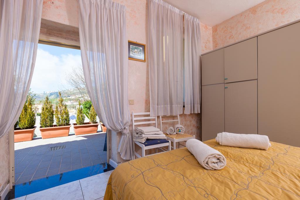 Nitrodi Experience Pensionat Barano dʼIschia Exteriör bild